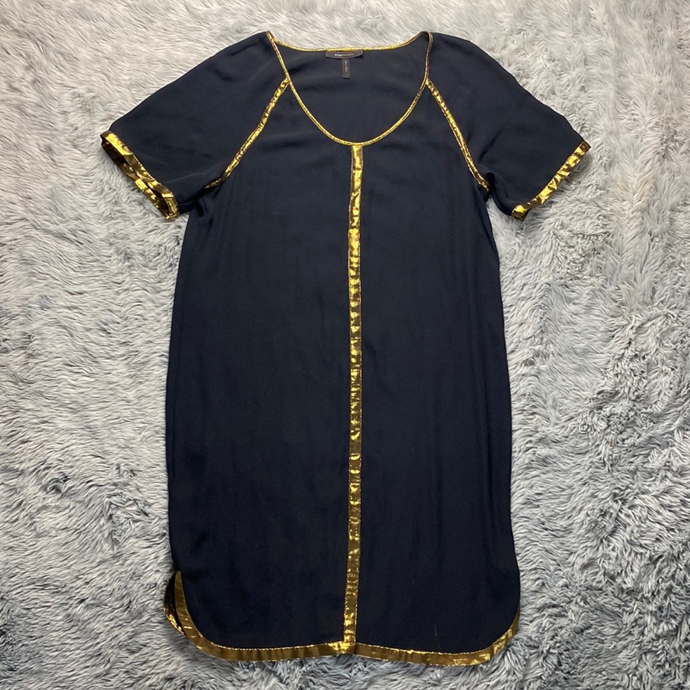 BCBG MAXAZARIA BLACK SHIFT DRESS